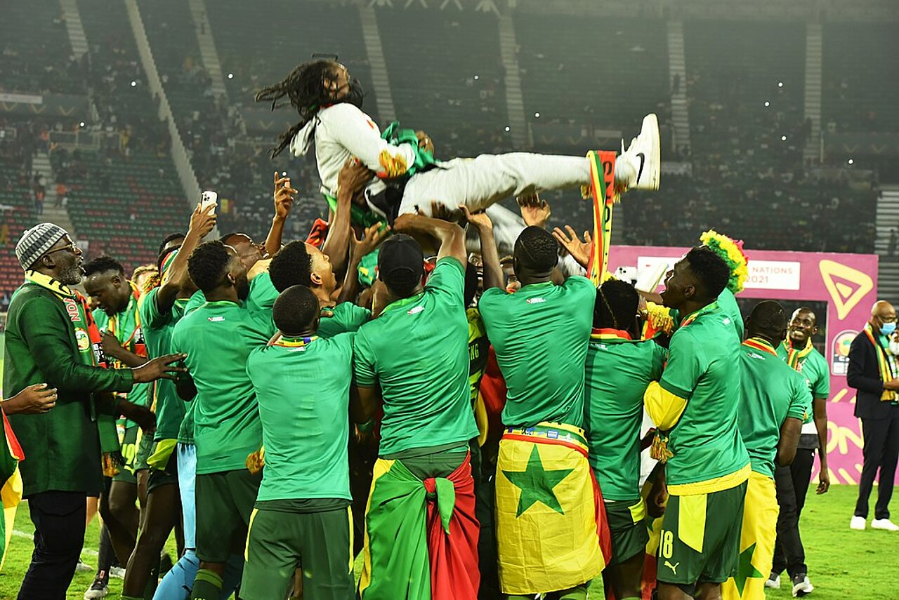 Der senegalesische Trainer Aliou Cissé obenauf. Nach dem Gewinn des Afrika-Cup 2022